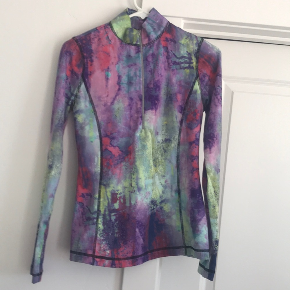 Sno Skins top